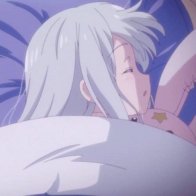 女子机场两次拒绝帮陌生人带行李